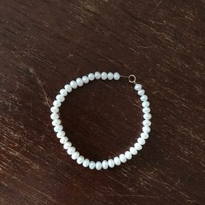 Pearl and 14k gold bracelet